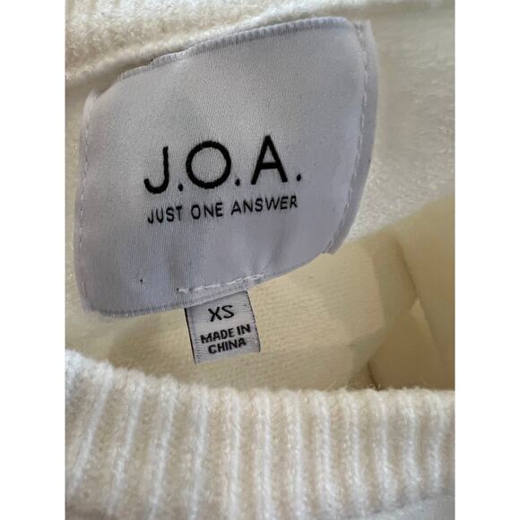 JOA Revolve Bell sleeve crewneck sweater Winter White XS - Picture 5 of 6